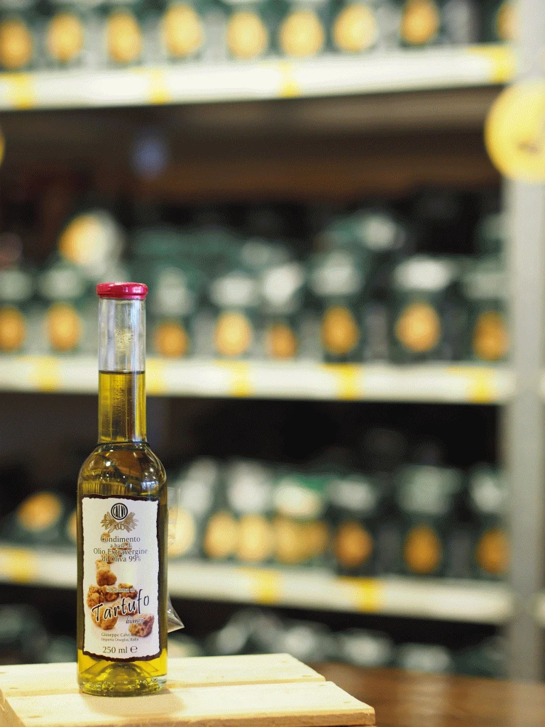 Mercato Sales Store -Mercato Sales Store calvi truffle oil 768x1024 1